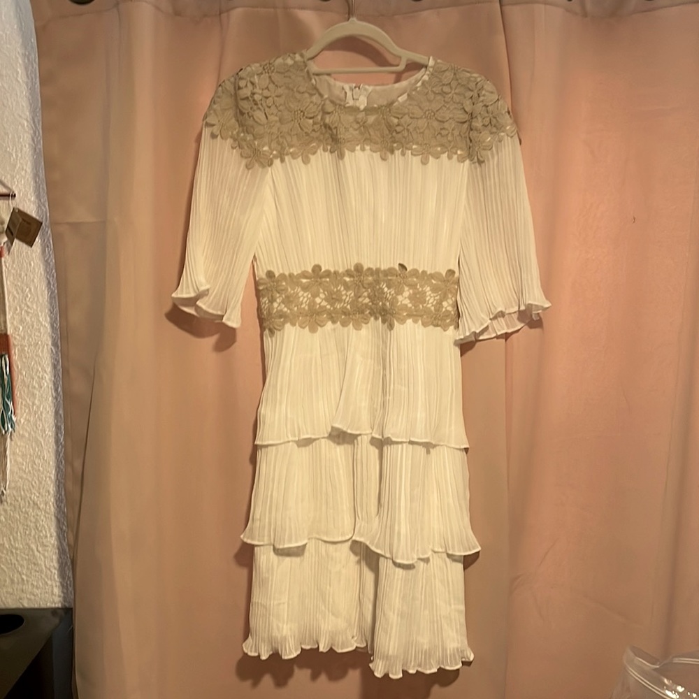 Westwind White Lace Pleated Dress